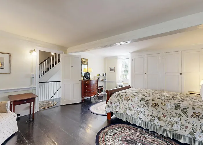 Nickels-Sortwell House