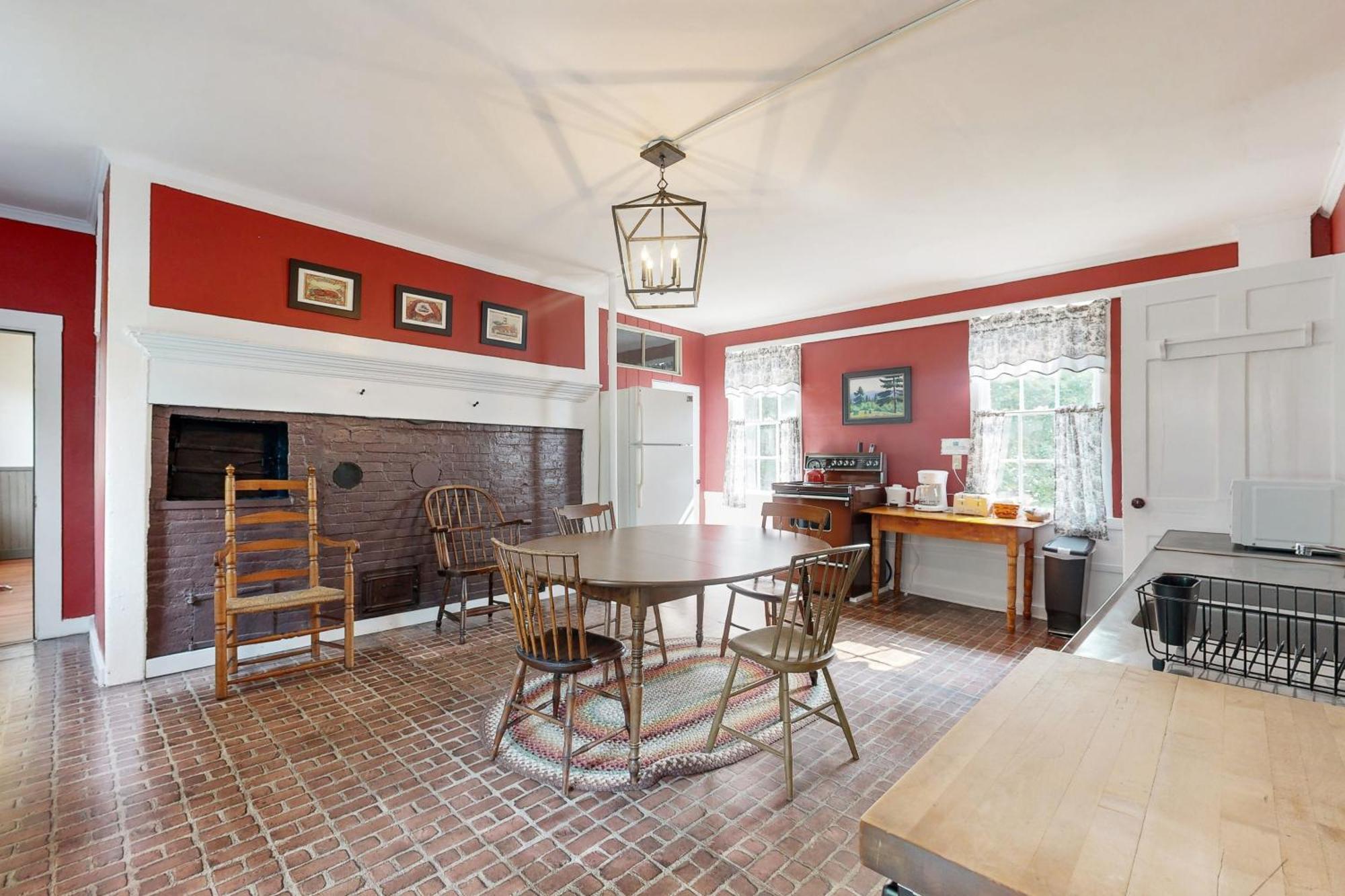 Nickels-sortwell House Holiday home *